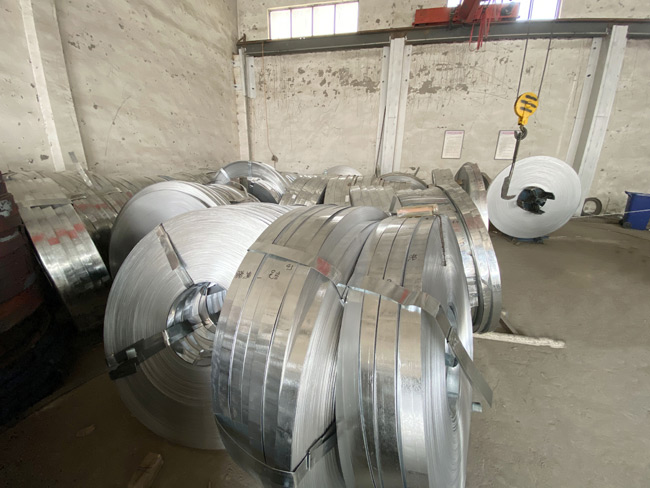 金屬穿線管原料車(chē)間